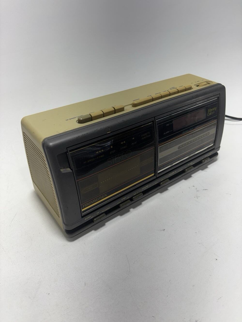 Vintage 80s Soundesign 3826SGY AM FM Clock Radio Cassette Player It Works